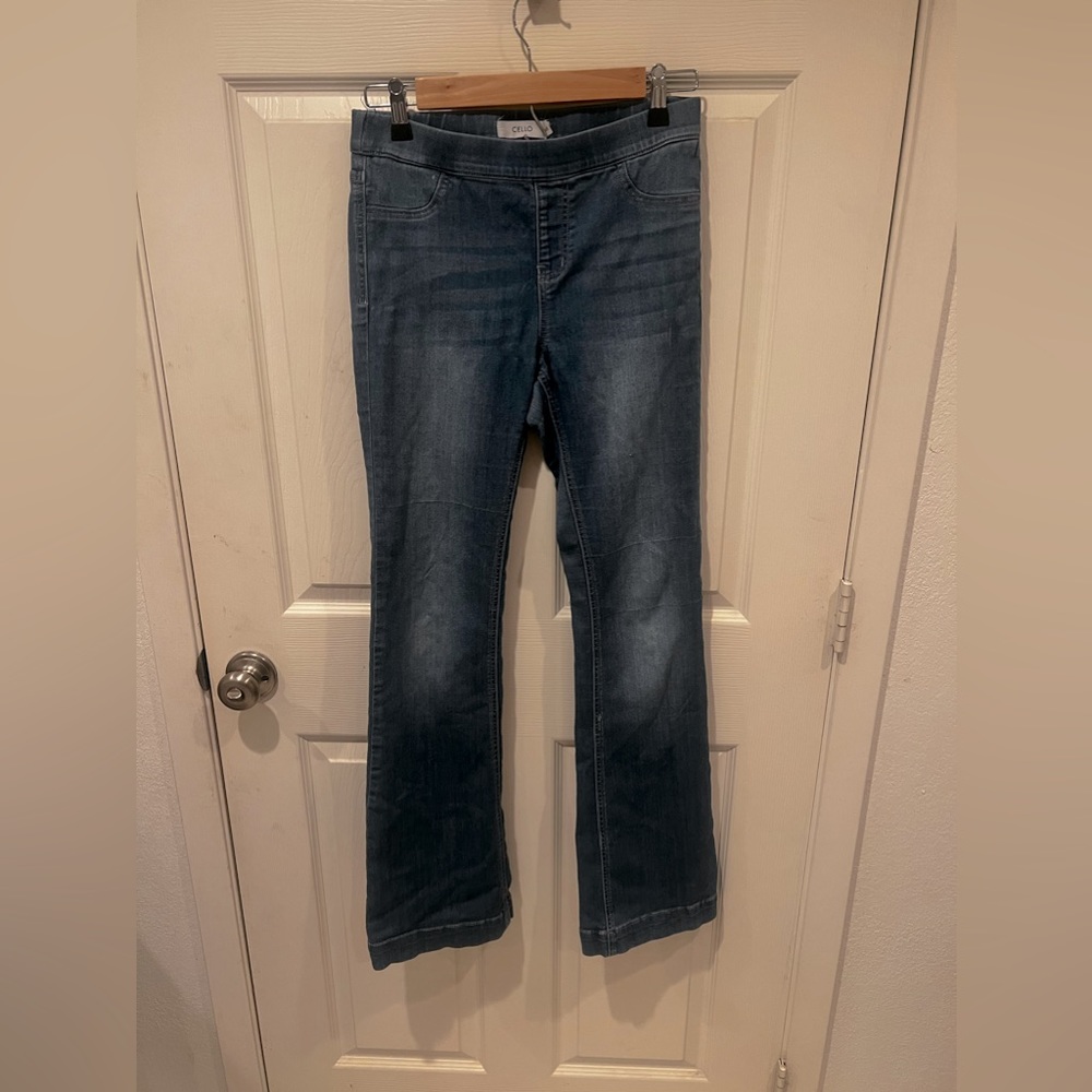 Cello pull on flared jegging